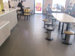 -麦当劳(健德桥得来速店)
