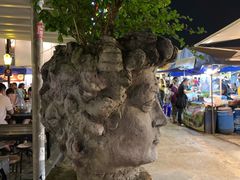 -席娜卡琳火车铁道夜市