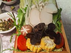 -鱼豆吉·豆浆鱼火锅(宜昌万达店)