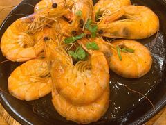 白灼白虾-老东镇啤酒屋海鲜加工·蒸汽海鲜·海鲜烧烤(台东店)