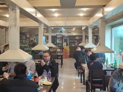 大堂-韩风烤牛肉冷面店