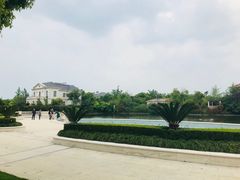 -上海玫瑰园度假酒店