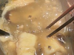 红颜花胶鸡锅-湊湊火锅·茶憩(杭州湖滨银泰in77店)