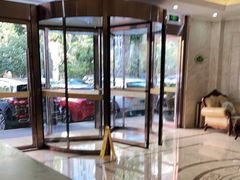 -维也纳酒店(苏州东方之门金鸡湖店)