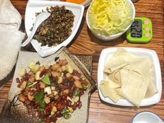 -滇香肴·云南菜蒸汽石锅鱼(云南北路店)