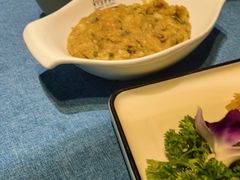 -香巴拉云南餐厅(华莱坞店)