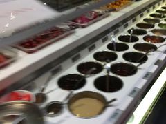 自助调料区-海底捞火锅(河东万达广场店)