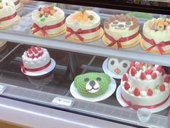-花花卷卷·鲜食蛋糕(静安久光百货店)