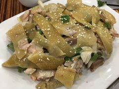 白切手撕鸡-广宁炭炉鸡煲·富临门饭店