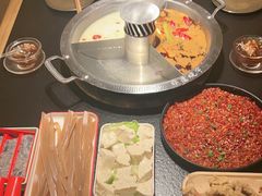 -晓宇重庆火锅(西安荟聚店)