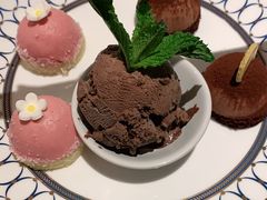 -必胜客(东大桥店)