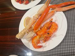 -广州万富希尔顿酒店·感趣自助餐厅·金秋蟹宴生蚝海鲜刺身