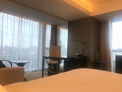 -上海宝华万豪酒店