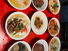 -蓝田九大碗民俗食府(蓝田店)