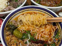 -云阿蛮云南生烫牛肉米线(奉贤路店)