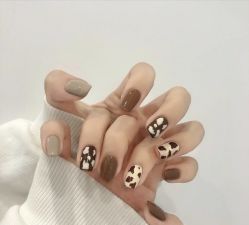 -1T·1M 日式美甲美睫