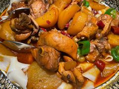 阿里疆大盘鸡-阿里疆Alijiang·丝路美食·异域风情·清真(长楹天街店)