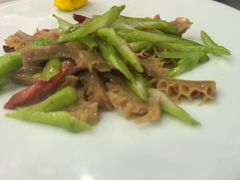 -亿香酒店