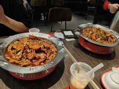 -胖哥俩肉蟹煲(湖滨银泰in77店)