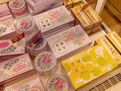 -好利来(曲江龙湖店)