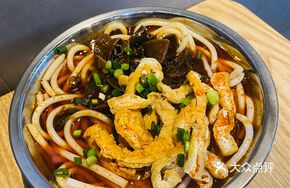 Tofu Black Mushroom Flat Noodles