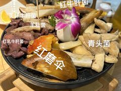 -一朵菌·野生菌探索家火锅(南亚店)