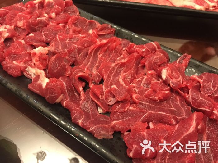 臻牛一炉鲜牛肉火锅店五花腱图片 第7张