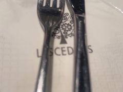-LESCEDARS Brasserie Bistro香柏树