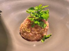 三文鱼塔塔-Carbon莫卡哆·意大利复古集市餐厅(杭州大厦店)