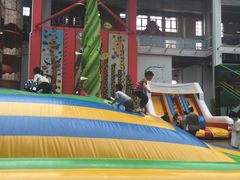 -蒙特利亲子乐园