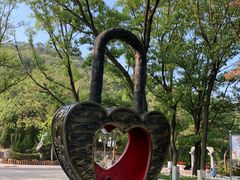 -燕窝岭