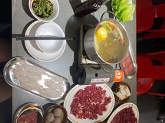 -金龙大四喜牛肉火锅