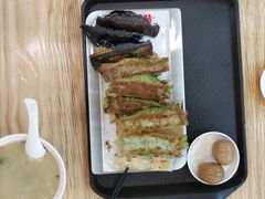 -众品老方子锅贴甜沫(李村店)