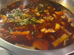 -川囧肥肠鸡·美蛙鱼锅(平高广场店)