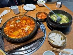 -朴小妹人参鸡汤火锅(长白山万达店)