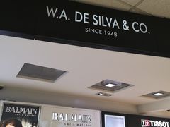 -班达拉奈克国际机场