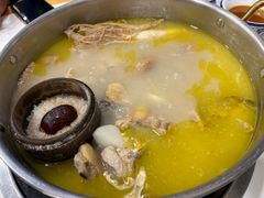 -朴小妹人参鸡汤火锅(长白山万达店)