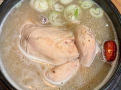 -长寿参鸡汤(朝韩风情街店)