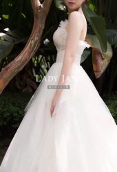点击看大图 -Lady Jane高端婚纱礼服馆