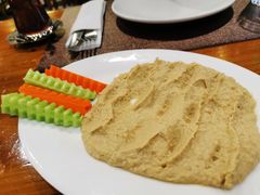 鹰嘴豆泥-TUK土耳其餐厅·下午茶(卢湾店)