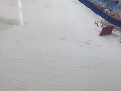 -乔波室内滑雪场