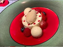 -弦月窗LUNETTE BY AMANDA(复兴路店)