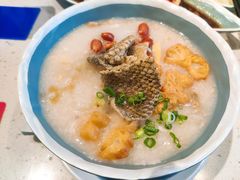 金牌荔湾艇仔粥-华辉拉肠(宝华店)