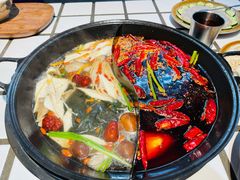 -贰回巷火锅馆(钟楼店)