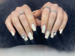 -Nail Me美甲美睫