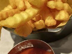 -必胜客(东大桥店)