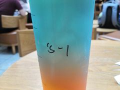 -星巴克(广州中华广场B1层店)