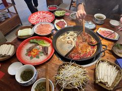 -憨铁匠火锅(红山6979店)