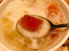 鲜奶雪耳炖木瓜-炖物24章·顺时轻养茶(黄龙店)