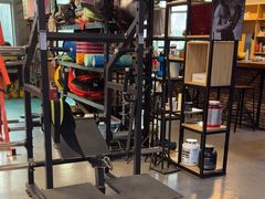 -KingBull私教健身&格斗订制(龙井商业中心店)